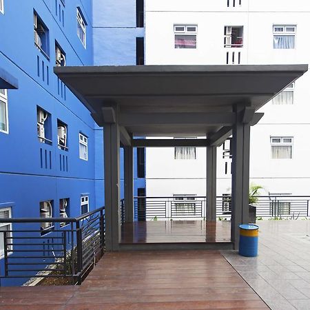 Reddoorz Apartment @ Green Pramuka Cakarta Dış mekan fotoğraf